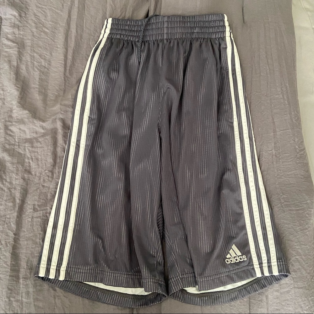 men’s adidas size small shorts